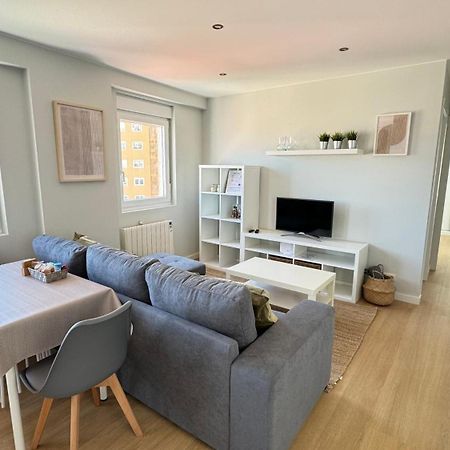 Acogedor Apartamento En Ronda Outeiro 210 โอโกรูญา ภายนอก รูปภาพ